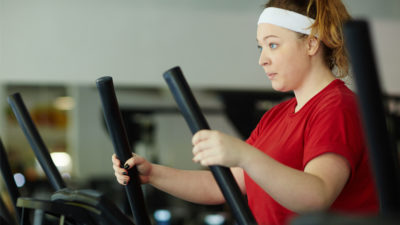 Az aerob vagy a súlyzós edzés a hatékonyabb a zsírégetésben?