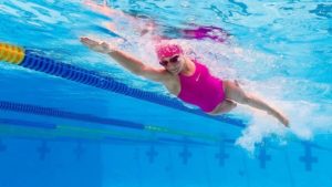 Az úszás zsírégető hatása: mennyire fogyhatsz vele?