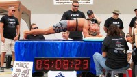 Új planking világrekord született!